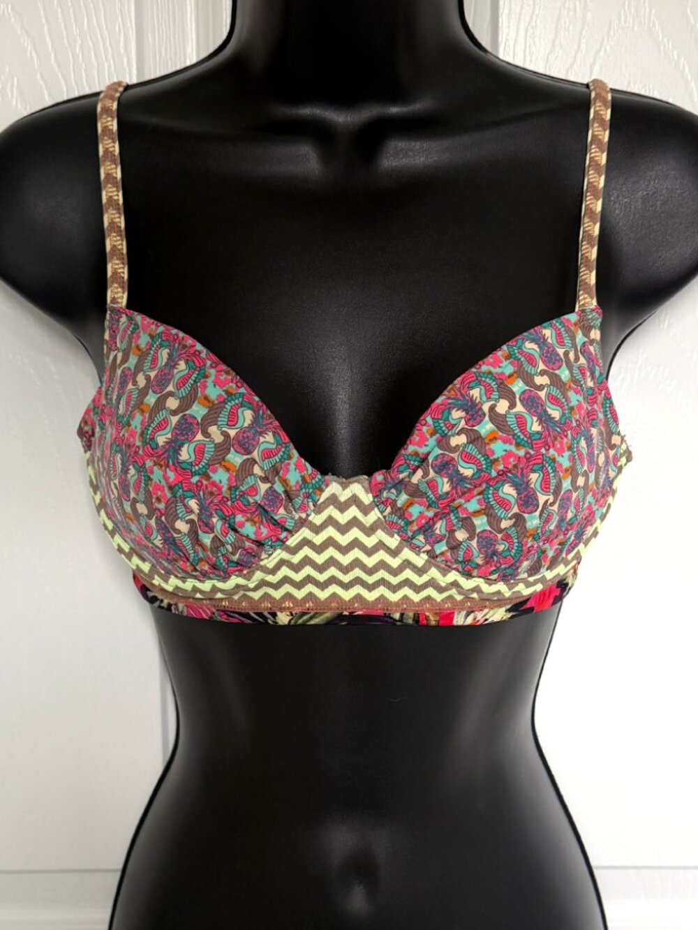 Maaji Reversible Bathing Suit Bikini Top - Medium